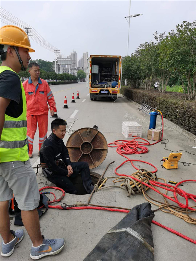 伍家岗翻衬法管道修复技术主要工序